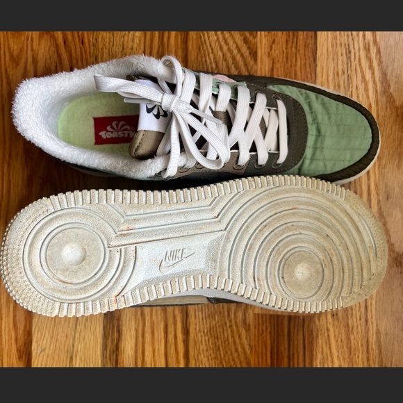 Men's Air Force 1  07 Lx Low Toasty Oil Green Size 9.5 - Picture 3 of 8
